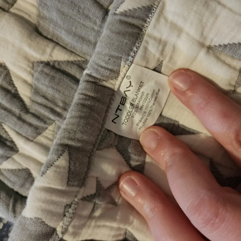 NWOT Ntbay Toddler Blanket - Picture 2 of 2